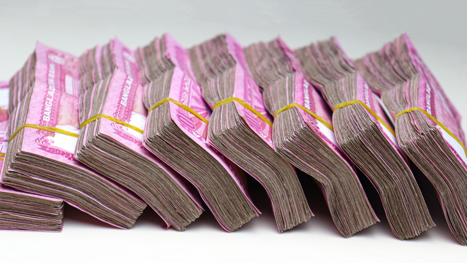 Bangladesh Allows Foreign Investors to Repatriate Profits